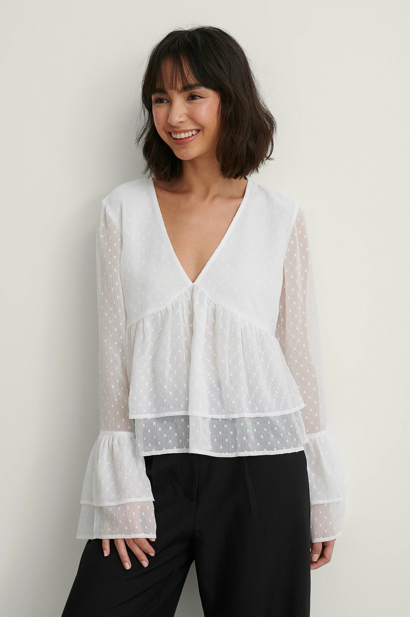 NA-KD Dobby Flounce Blouse - Image 5