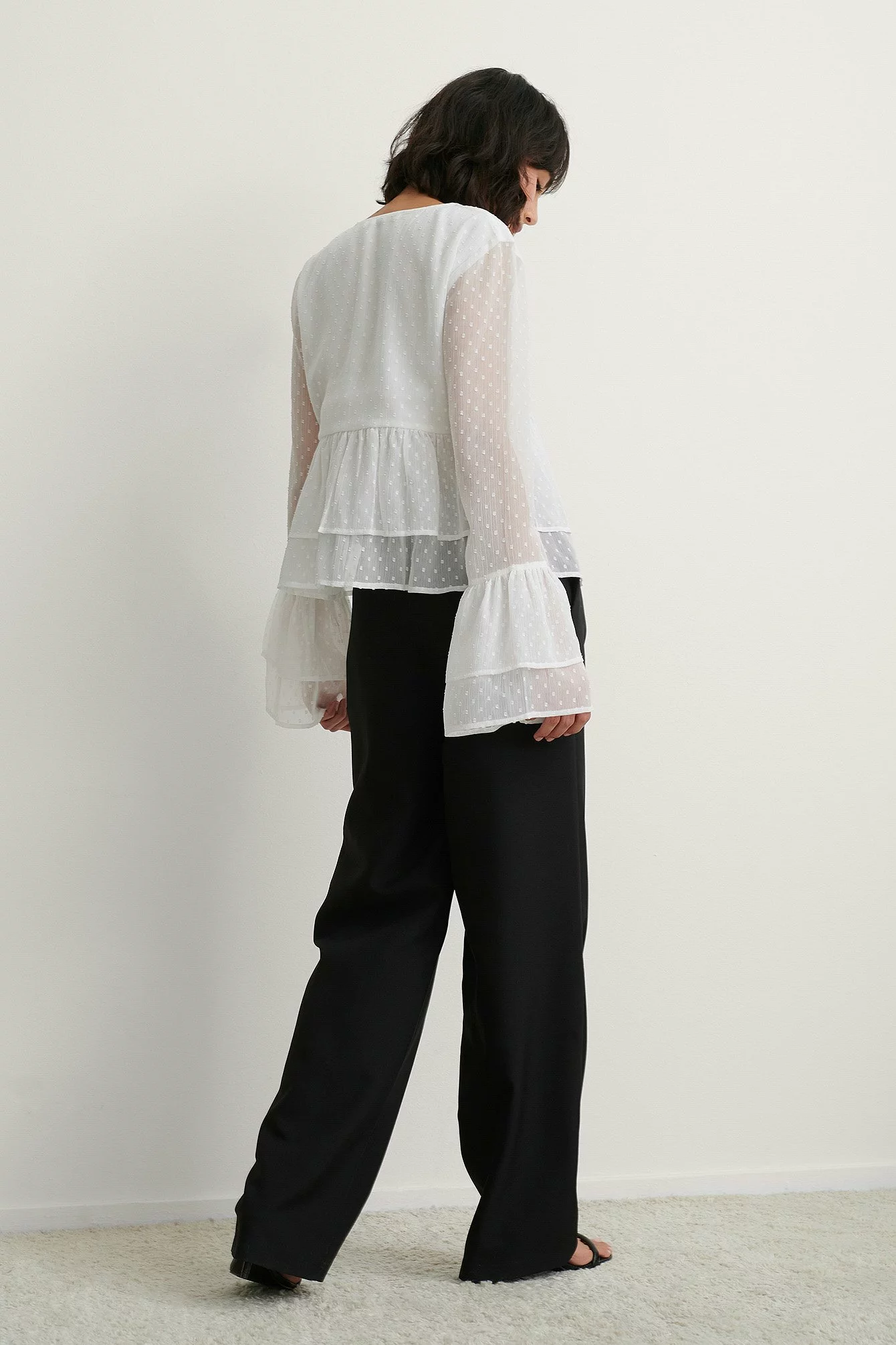 NA-KD Dobby Flounce Blouse - Image 6
