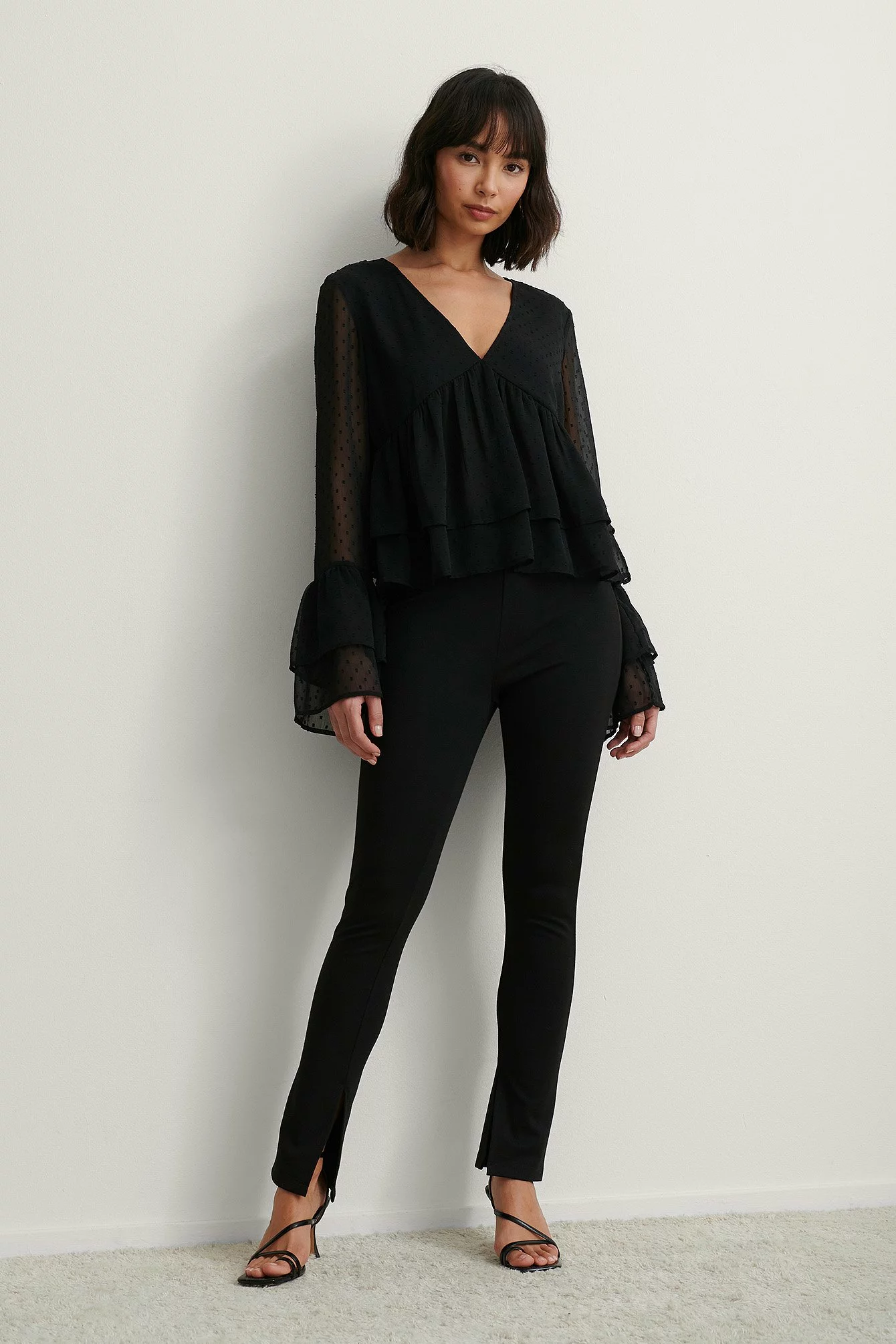 NA-KD Dobby Flounce Blouse - Image 3