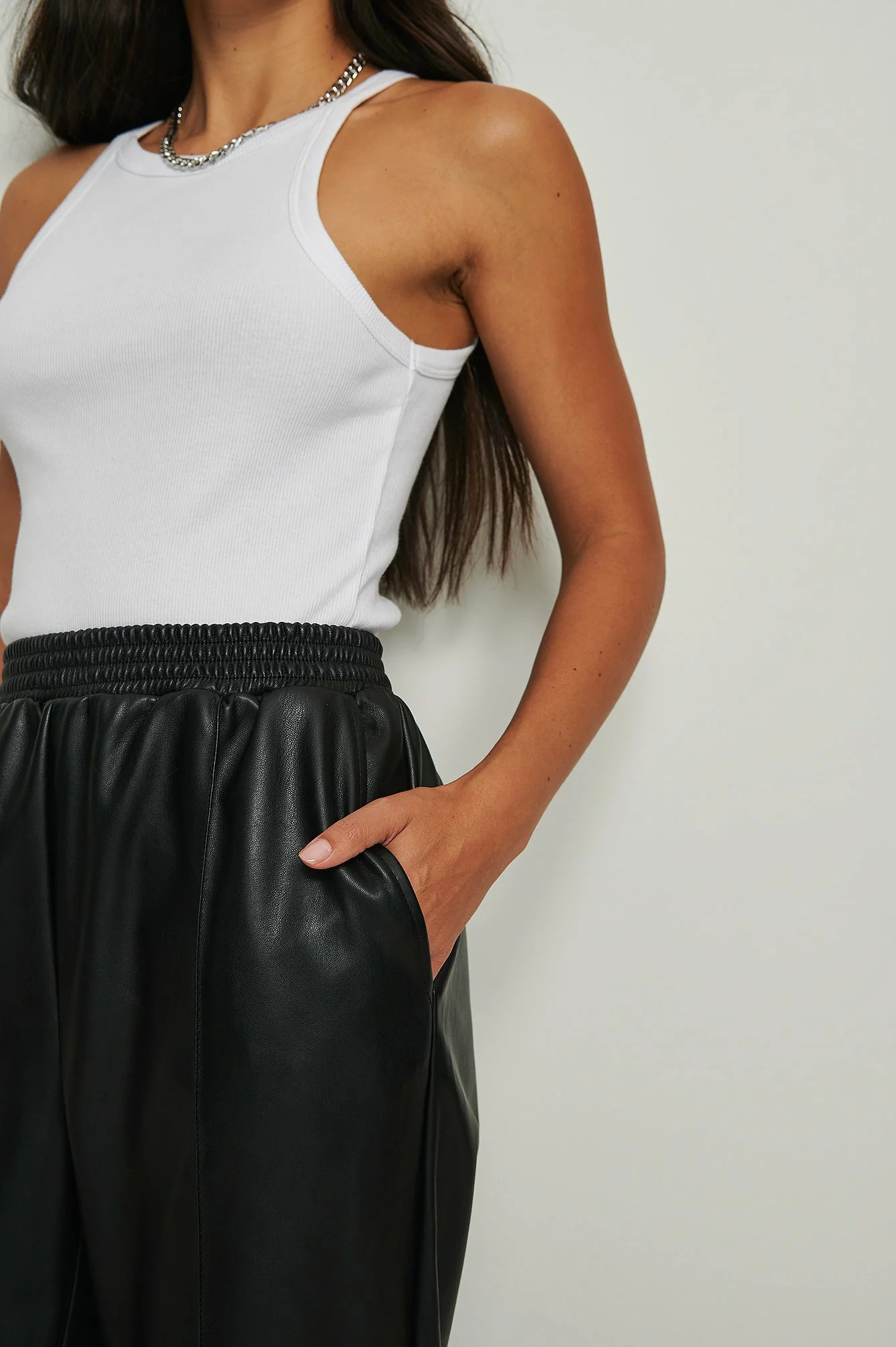 NA-KD Elastic Waist PU Trousers - Image 5