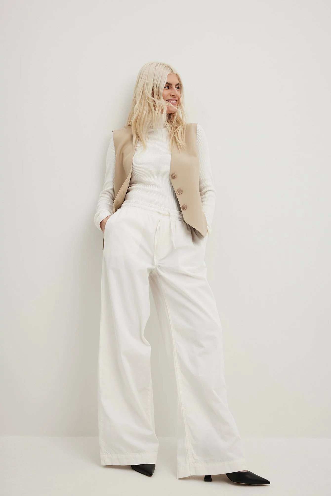 Cass Dimicco X NAKD Elastic Waist Soft Denim - Image 4