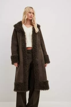 Sofia Coelho X NA-KD Faux Fur Detail Coat