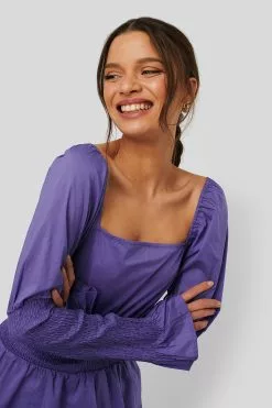 NA-KD Trend Gathered Effect Blouse