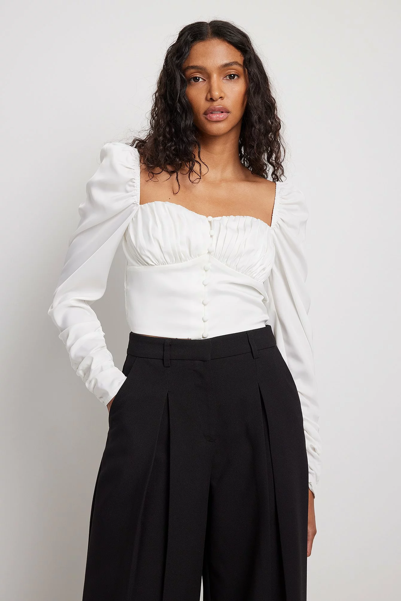 NA-KD Gathered Front Long Sleeve Blouse - Image 6