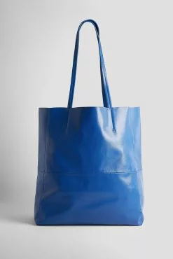 NA-KD Accessories Glossy Patent Leather Tote