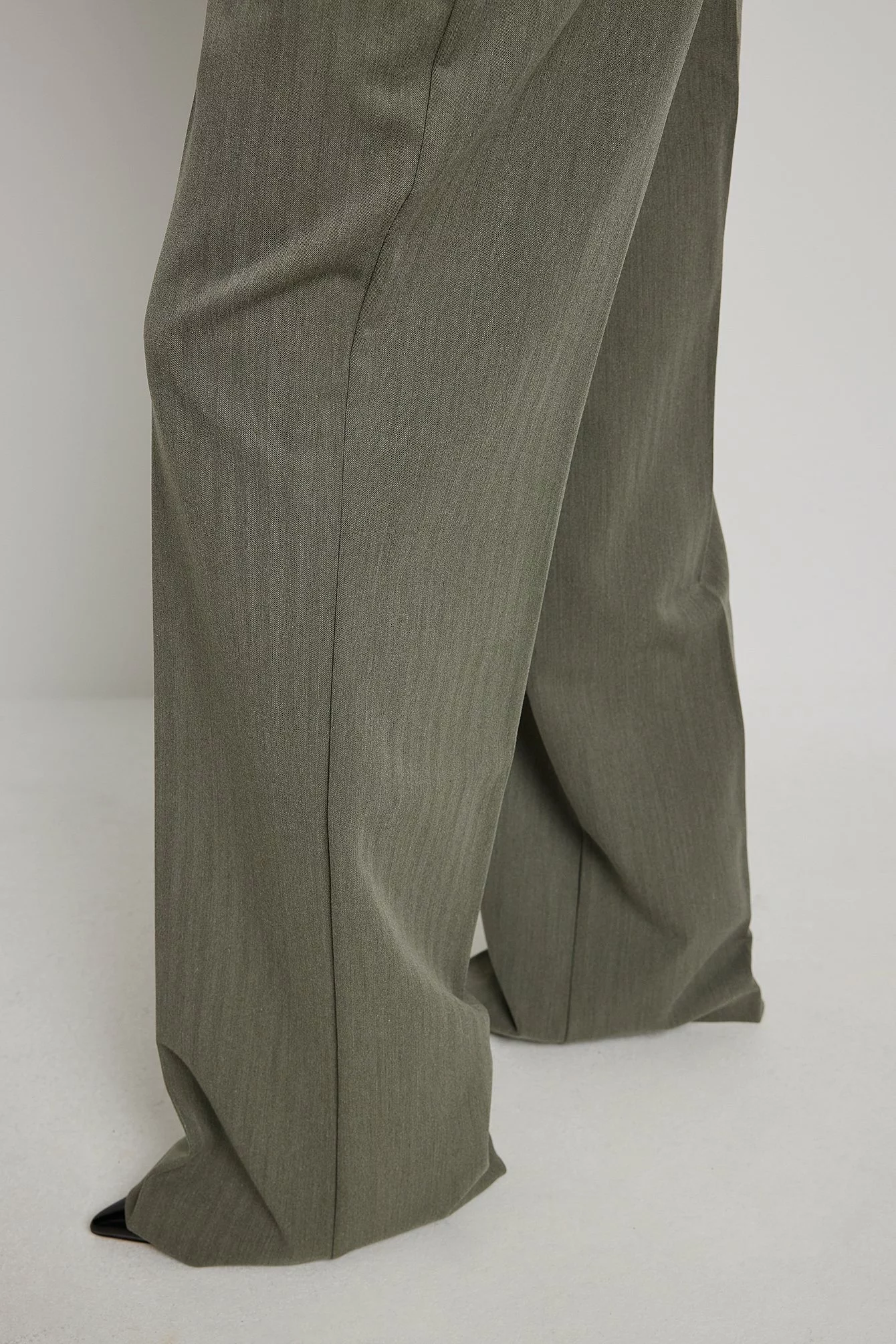NA-KD Trend Heavy Low Waist Suit Pants - Image 17
