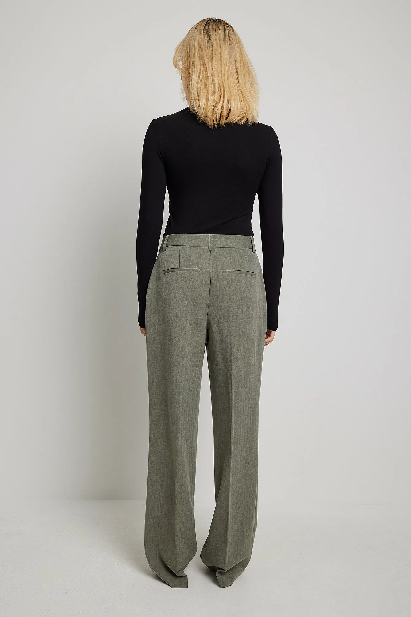 NA-KD Trend Heavy Low Waist Suit Pants - Image 15