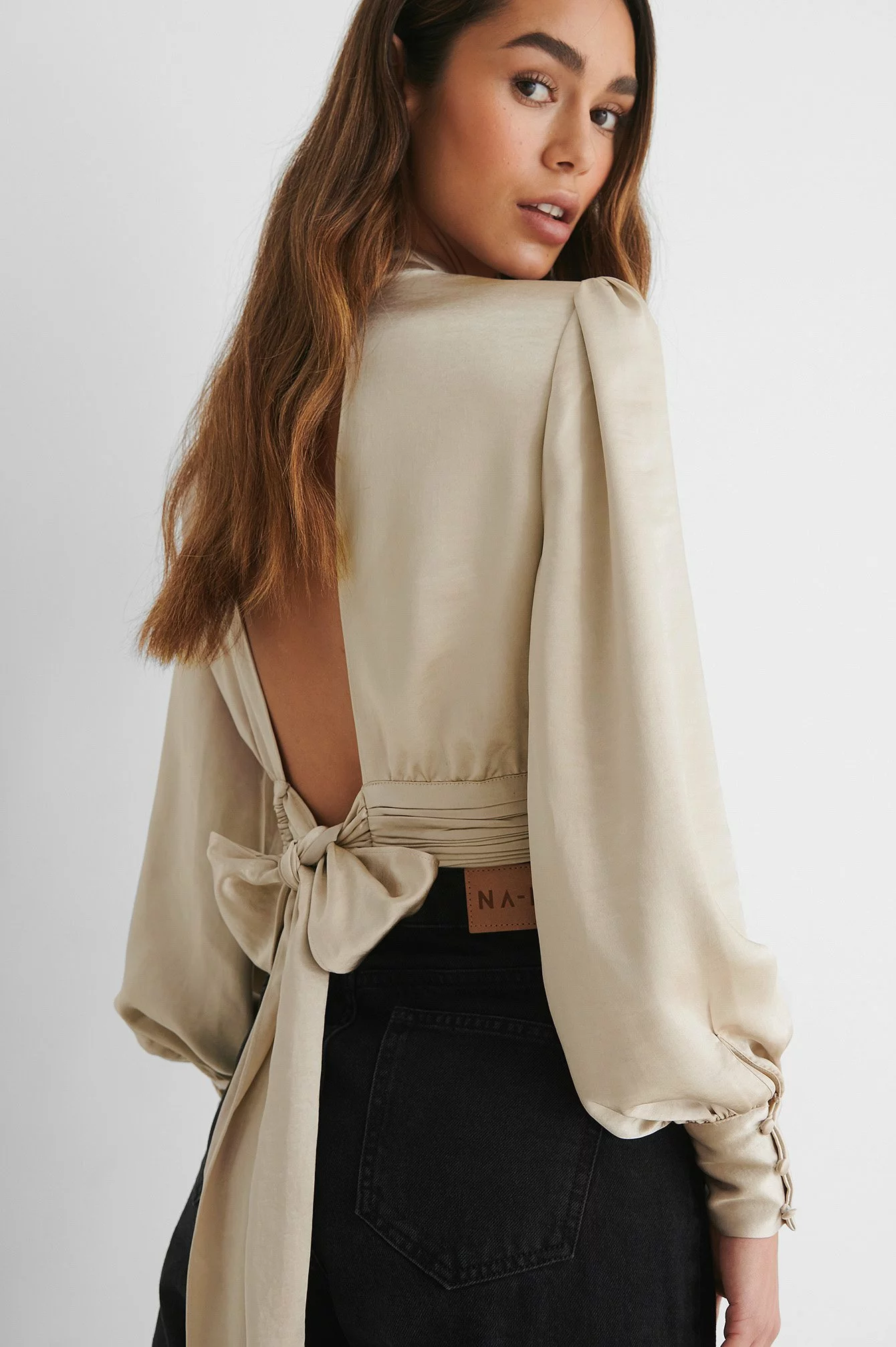 NA-KD Party High Neck Satin Blouse