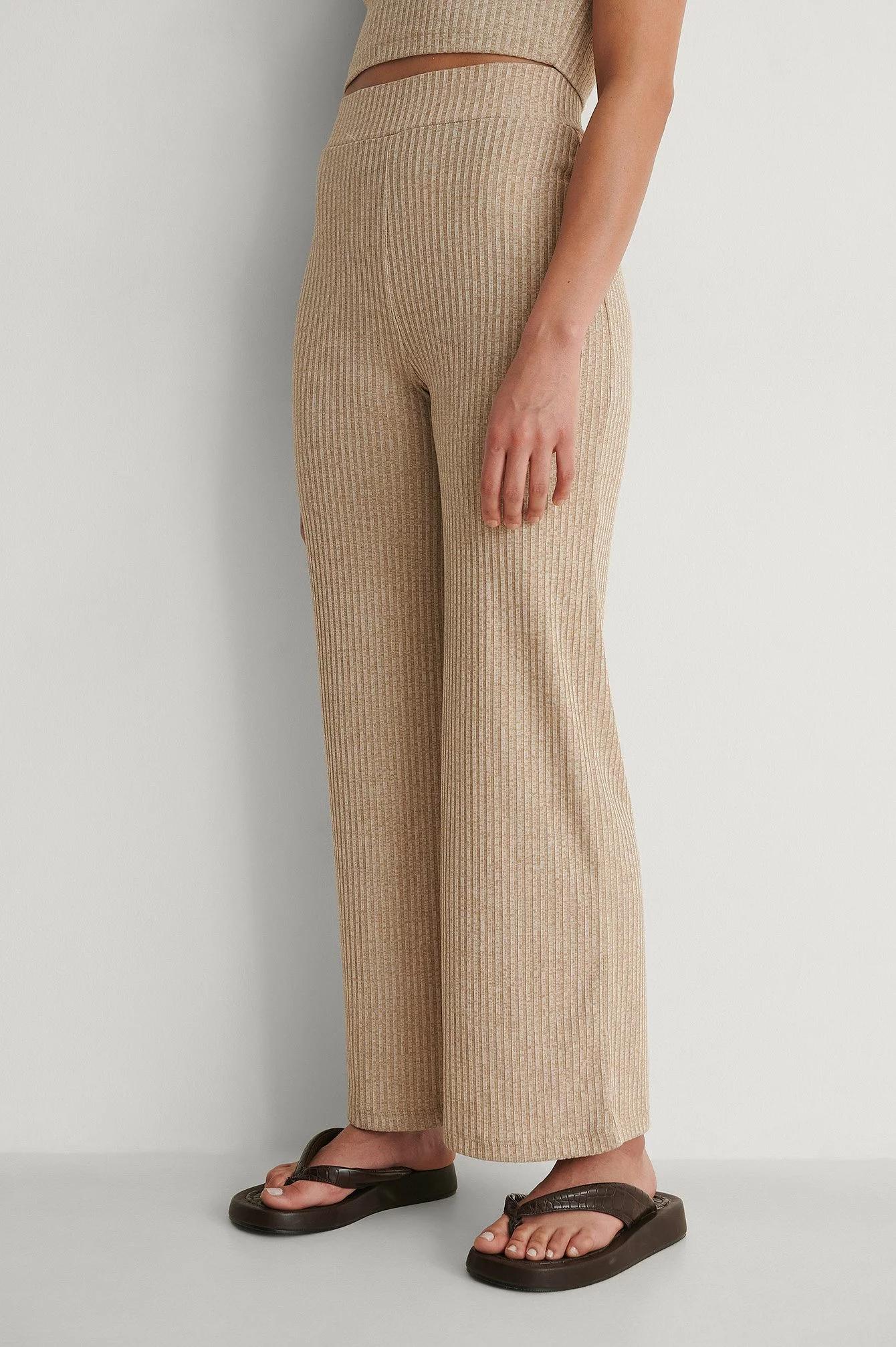 NA-KD Basic Recycled High Waist Ribbed Straight Pants - Image 3