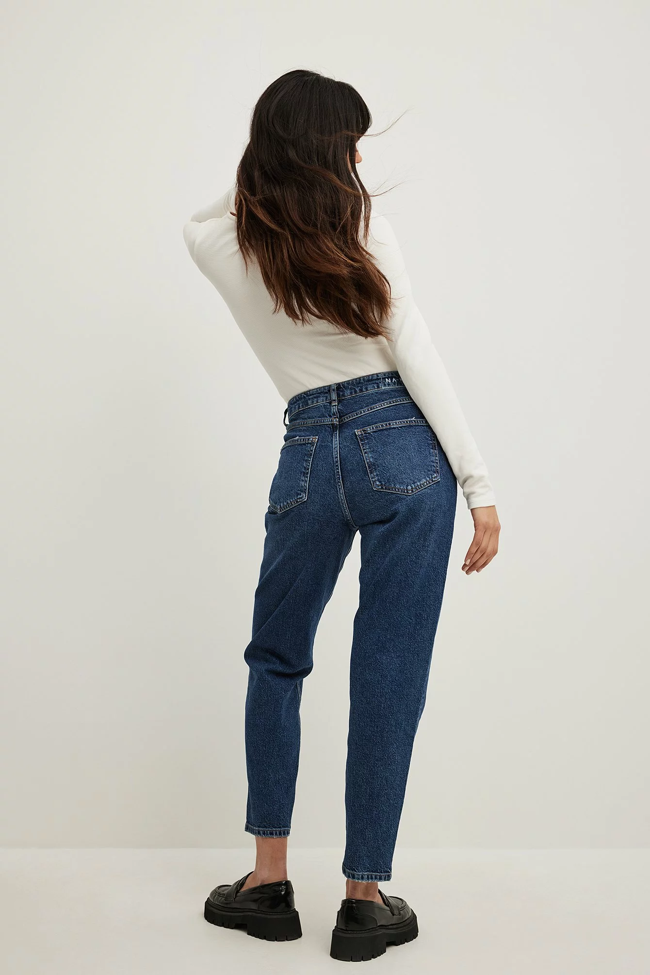 NA-KD Mom High Waist Jeans - Image 21