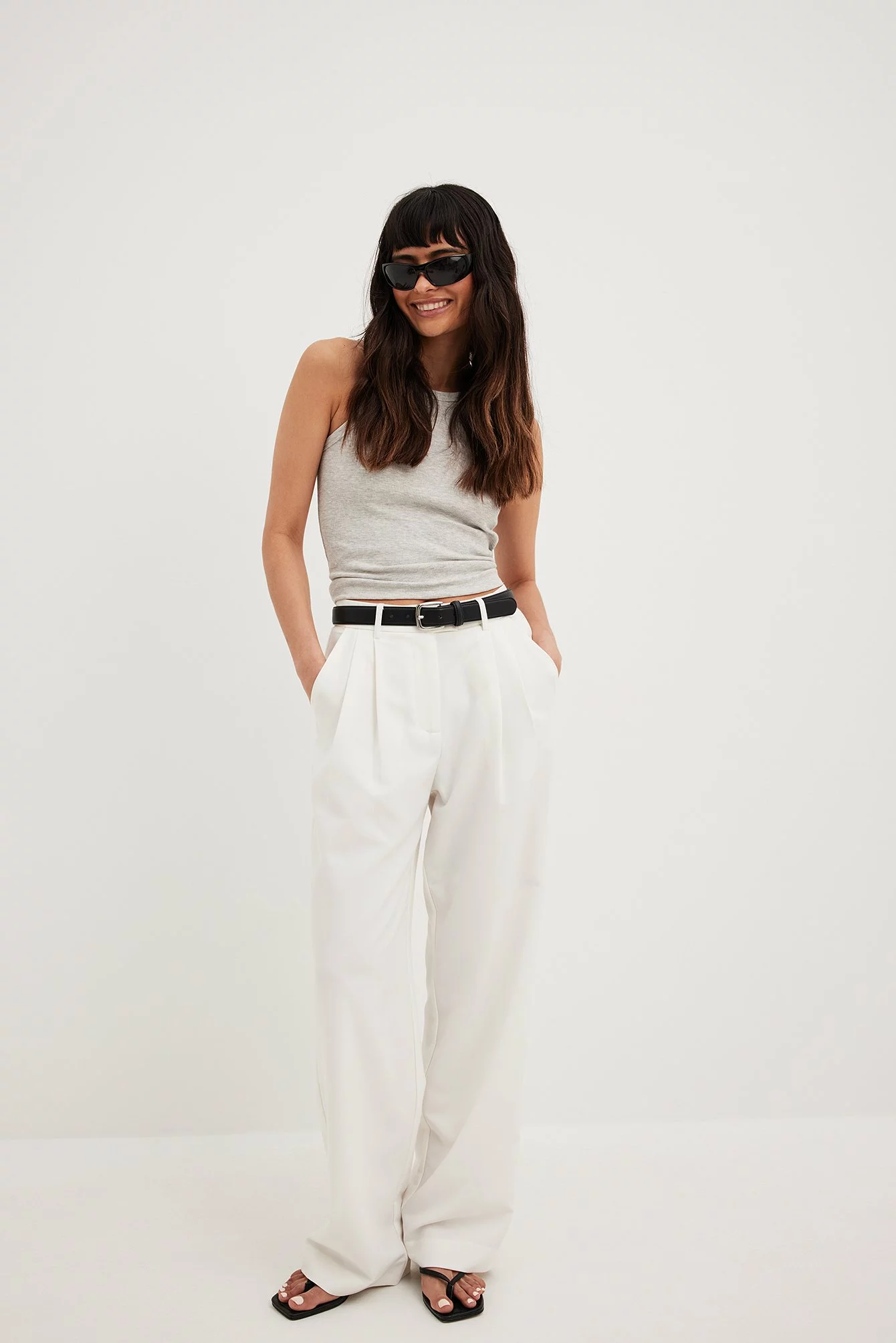 NA-KD Trend High Waist Pleated Wide Leg Pants - Image 4