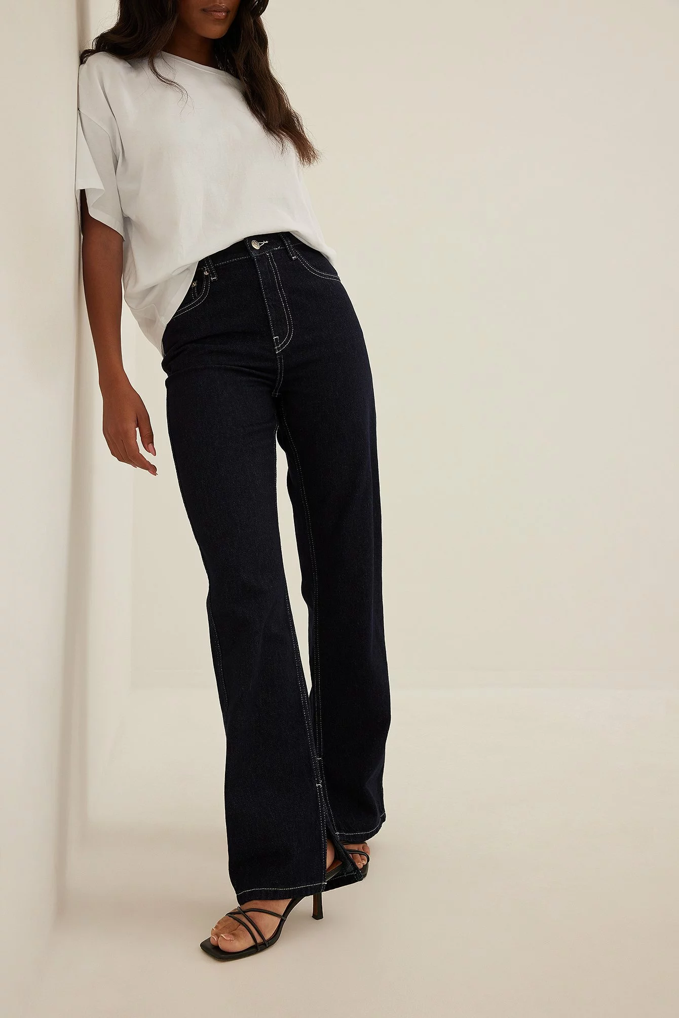NA-KD Trend High Waist Straight Side Slit Jeans - Image 3