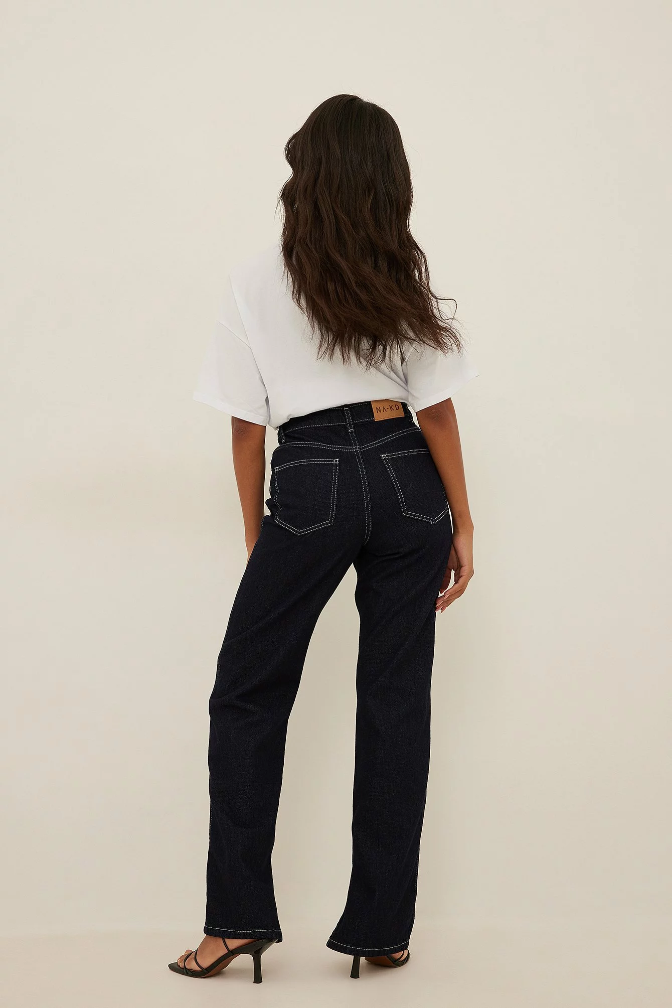 NA-KD Trend High Waist Straight Side Slit Jeans - Image 2