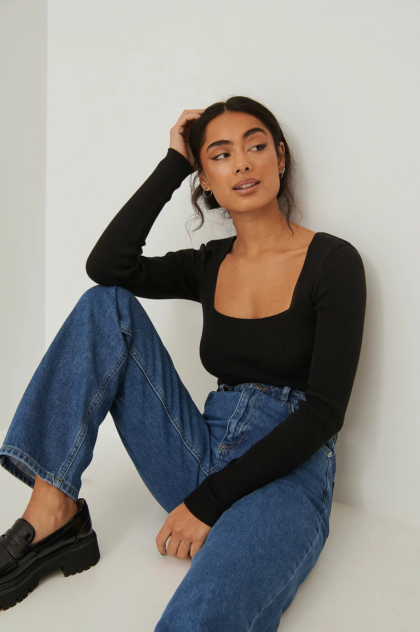 Amalie Star X NA-KD High Waist Straight Fit Denim - Image 4
