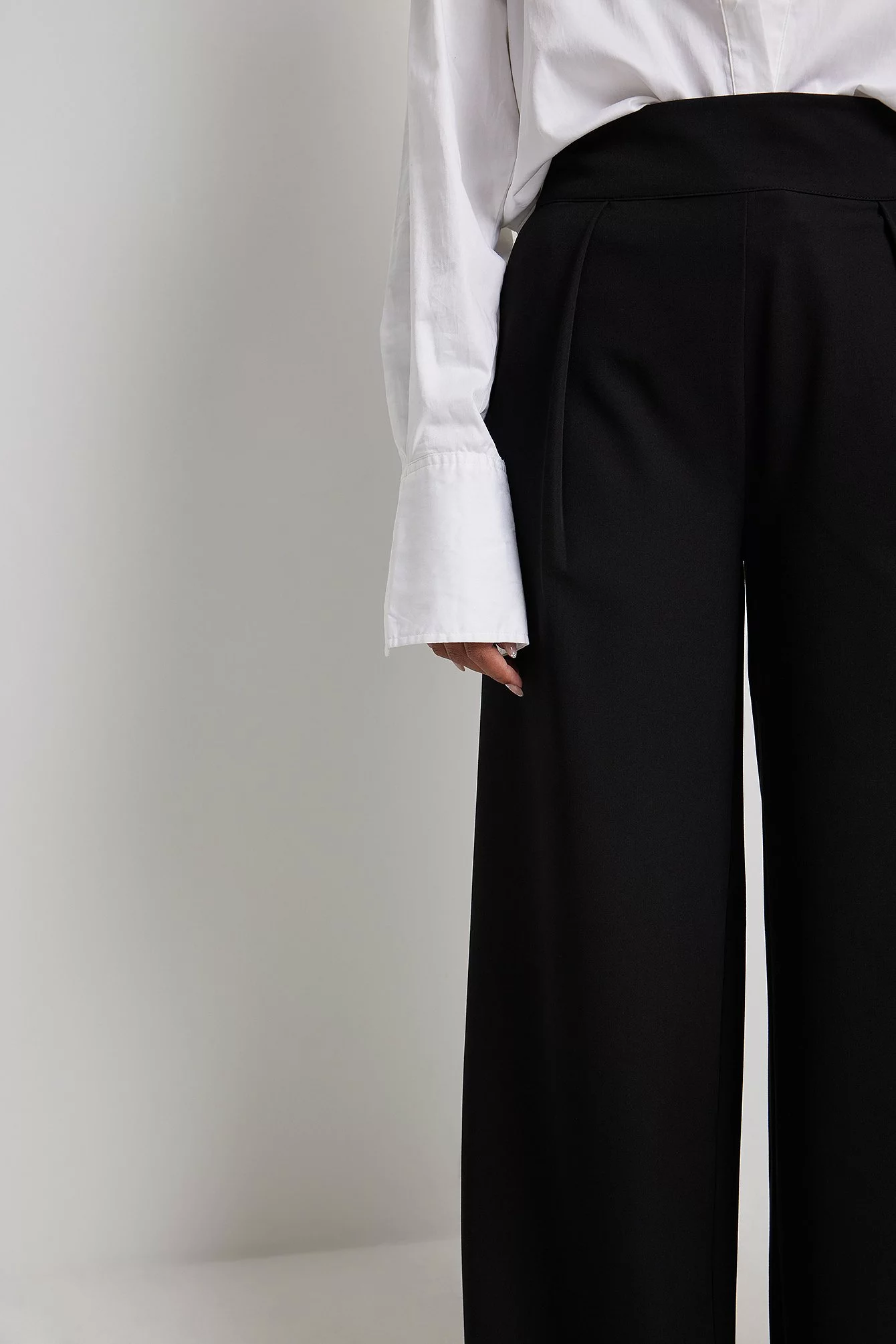 NA-KD High Waisted Wide Leg Suit Pants - Image 4