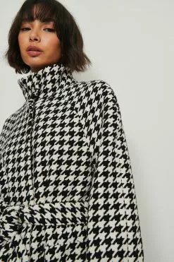 NA-KD Recycled Houndstooth Belted Coat