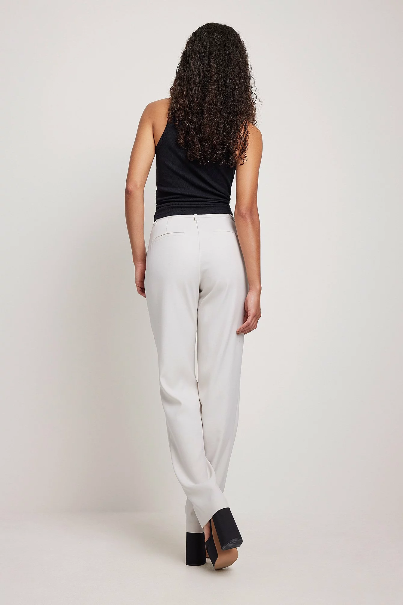NA-KD Lace-Up Front Detail Suit Pants - Image 6