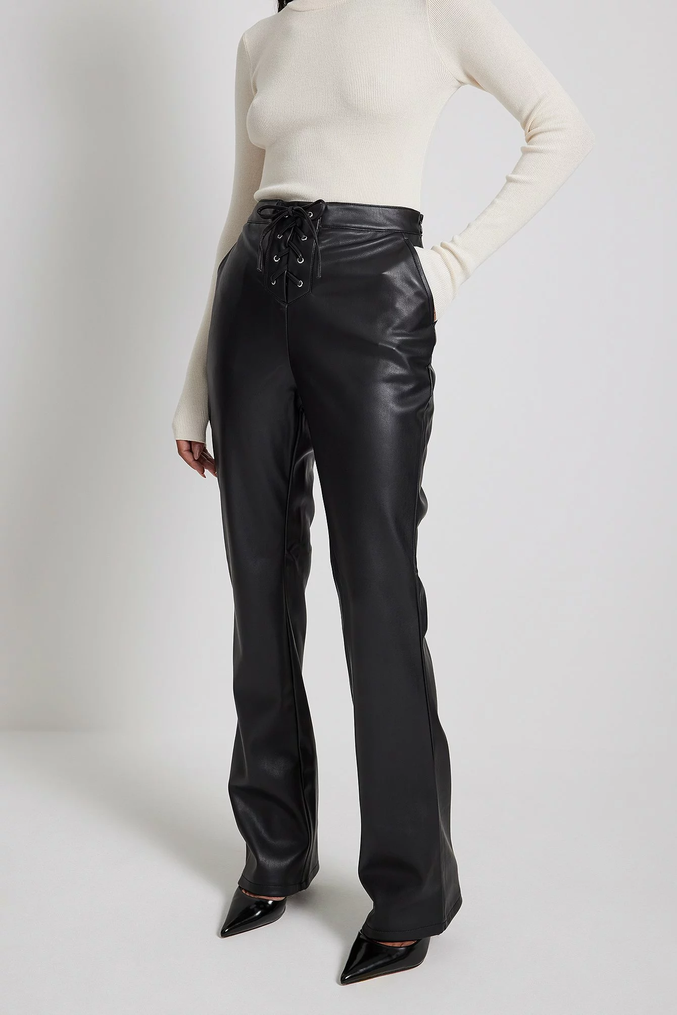 NA-KD Trend Lace-Up PU Pants - Image 4
