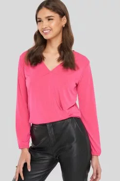 NA-KD Long Sleeve Overlap Blouse