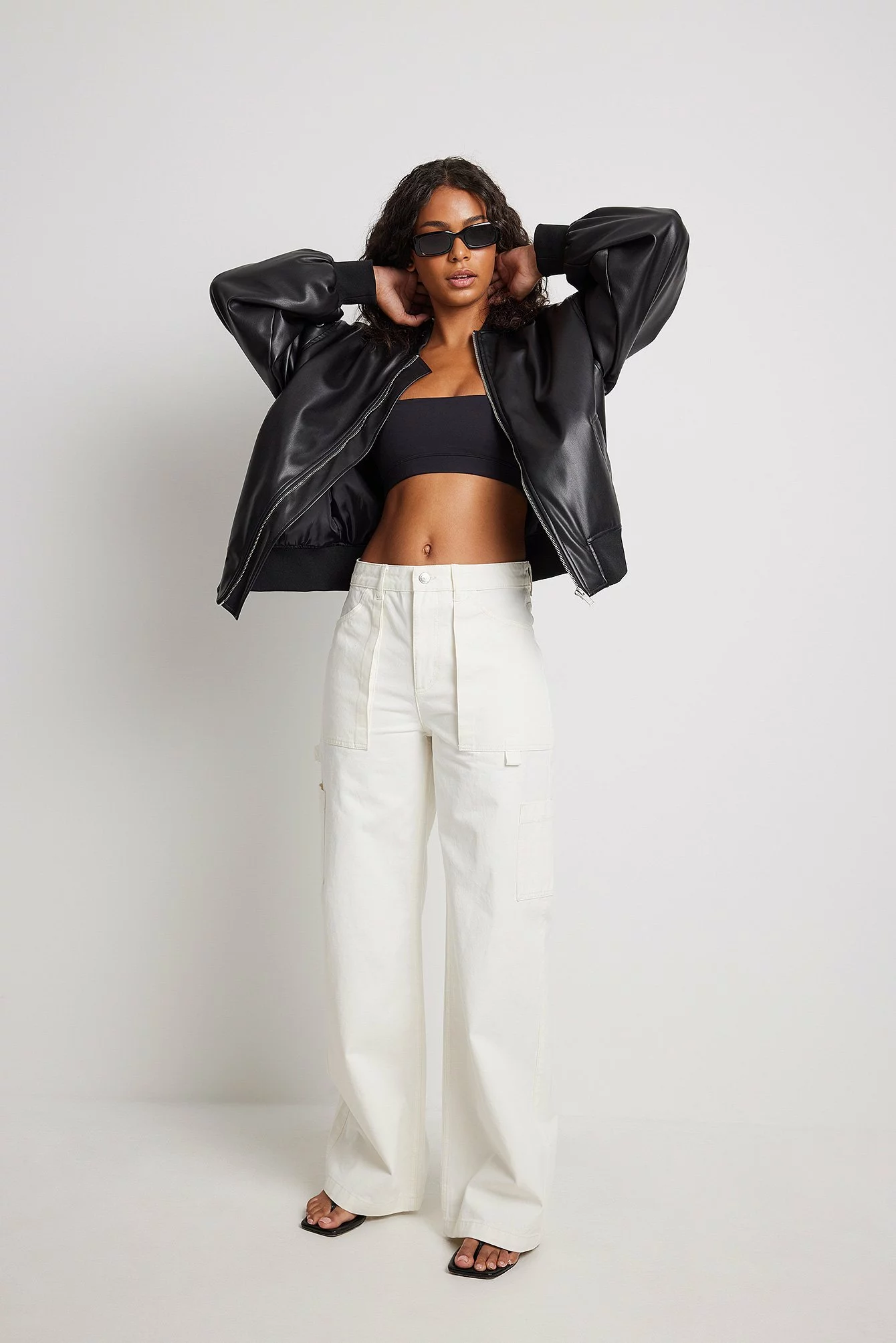 NA-KD Mid Waist Cargo Pocket Pants - Image 8