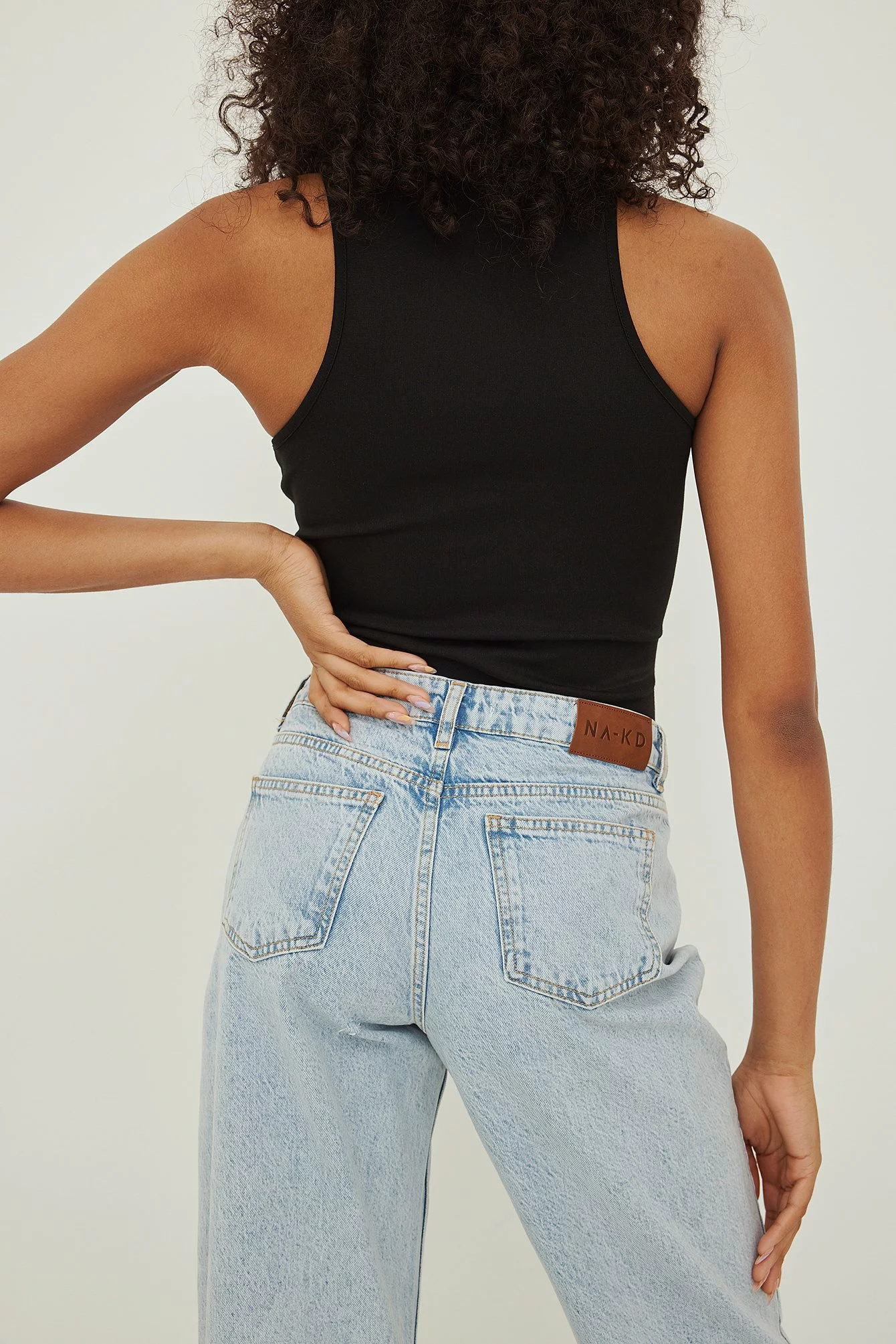 NA-KD Trend Low Waist Slim Leg Denim - Image 11