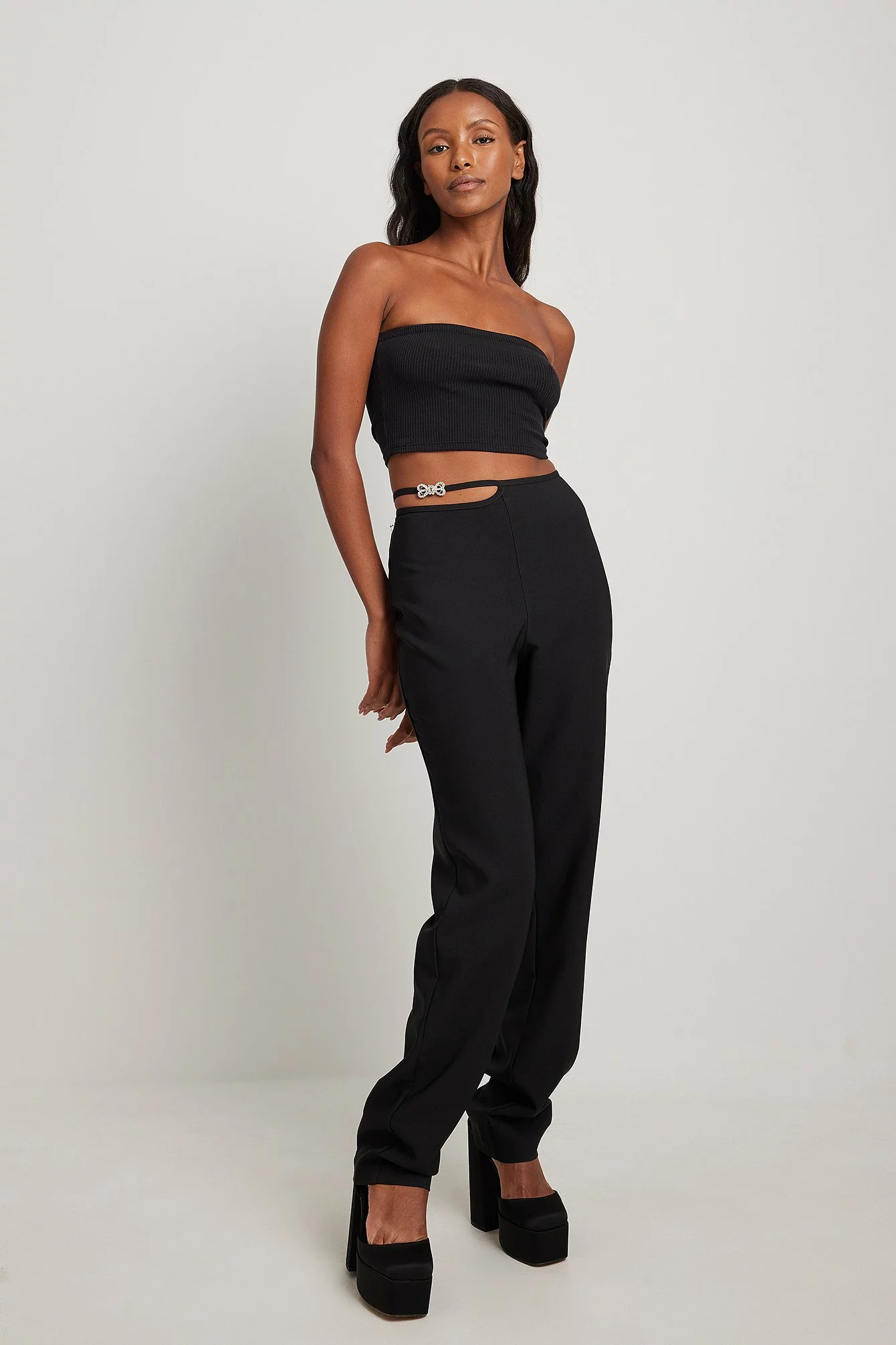 NA-KD Party Low Waist Strap Detailed Pants