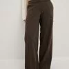Sofia Coelho X NA-KD Low Waist Suit Trousers