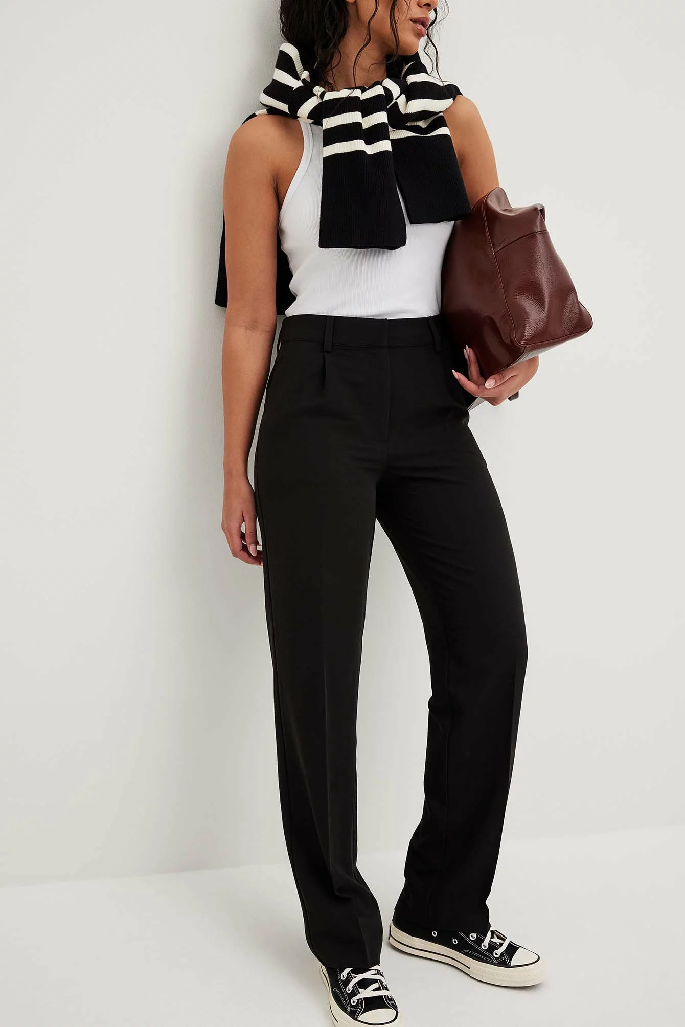 NA-KD Mid Rise Suit Pants - Image 6