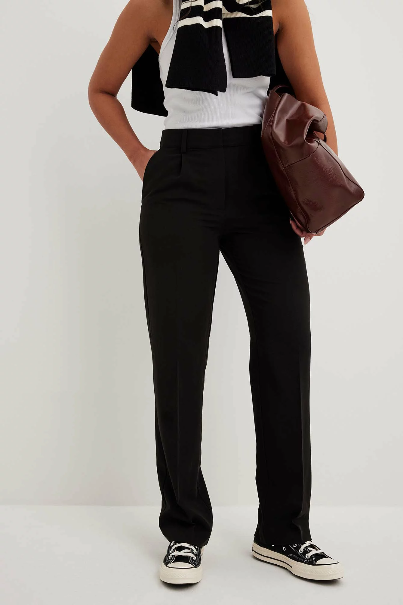 NA-KD Mid Rise Suit Pants - Image 10