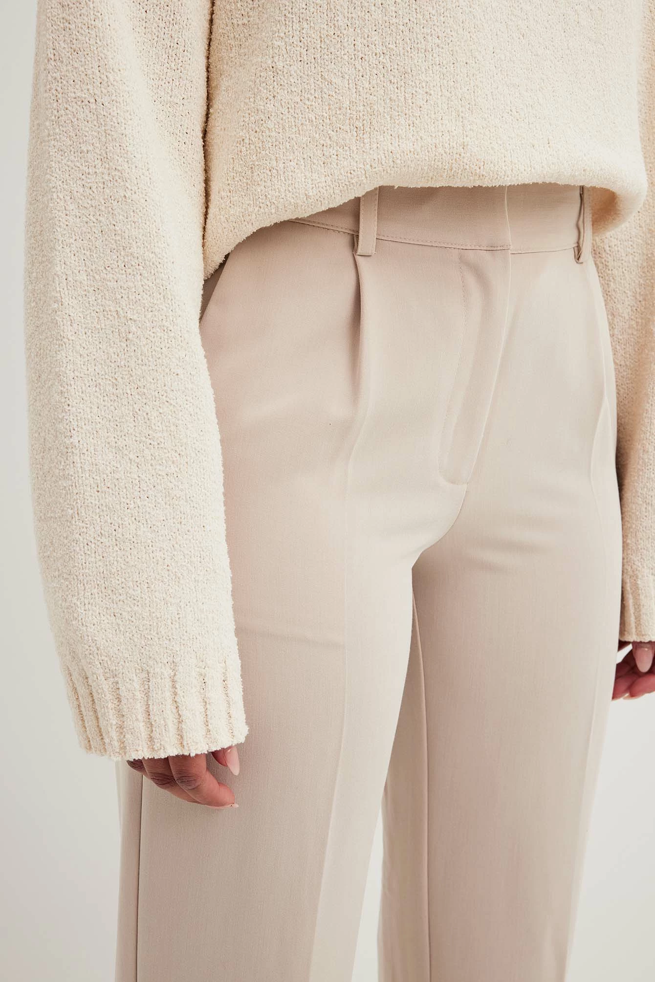 NA-KD Mid Rise Suit Pants - Image 4