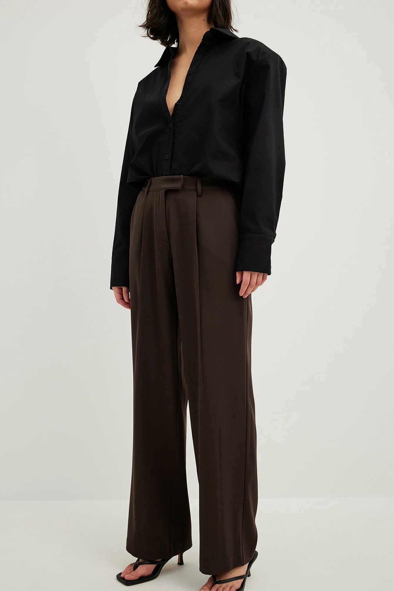 NA-KD Party Mid Waist Straight Leg Suit Pants - Image 6