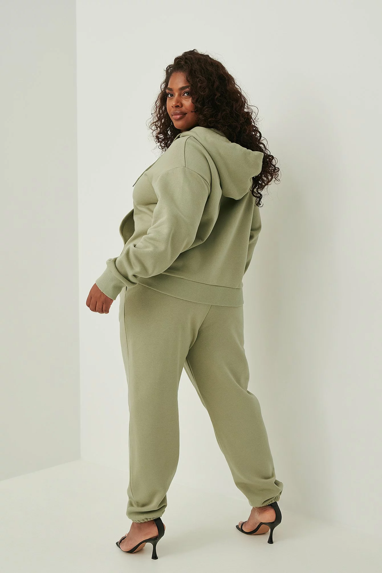 NA-KD Basic Brushed Drawstring Sweatpants - Image 2