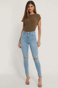 NA-KD Skinny High Waist Destroyed Jeans