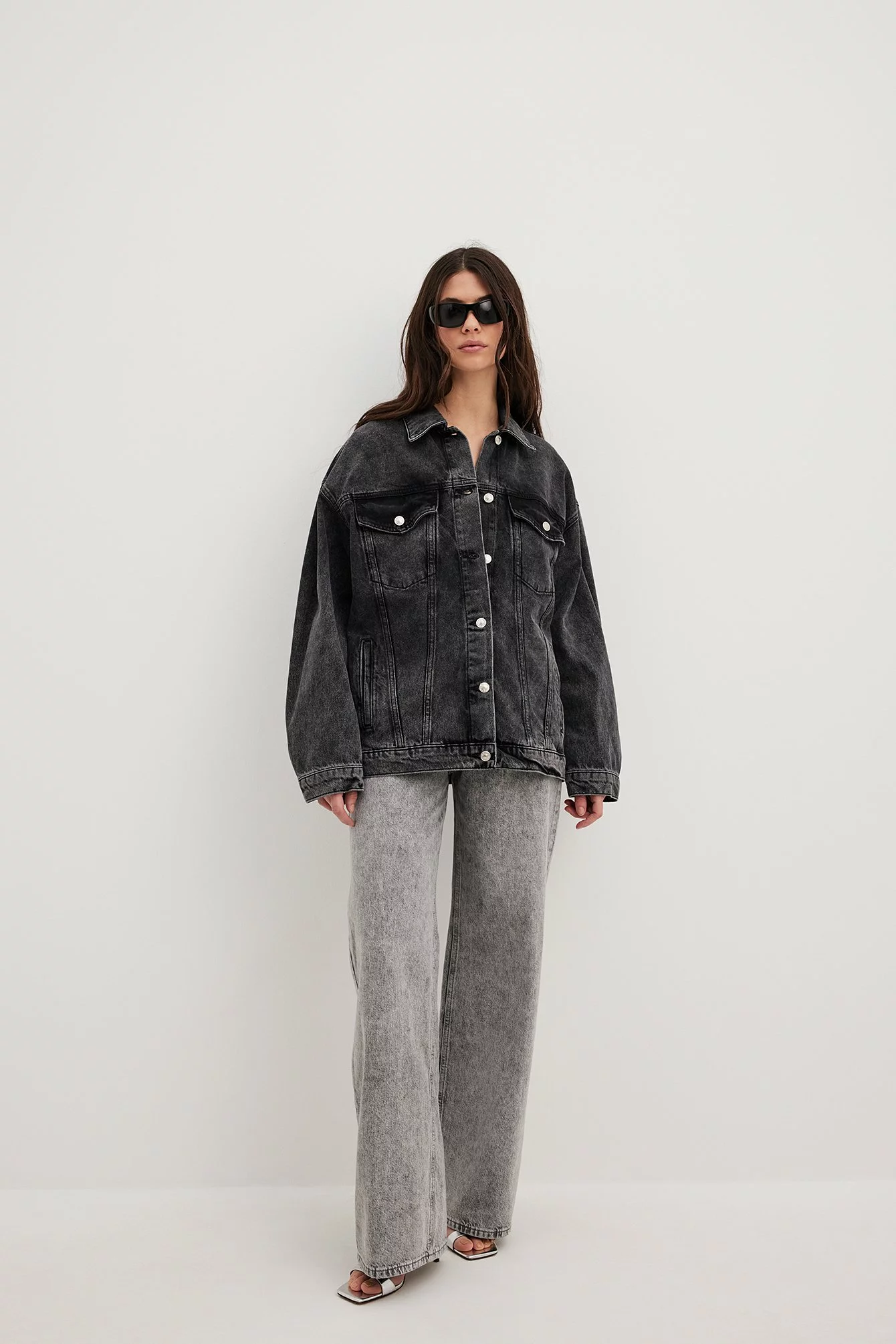 NA-KD Oversized Classic Denim Jacket - Image 11