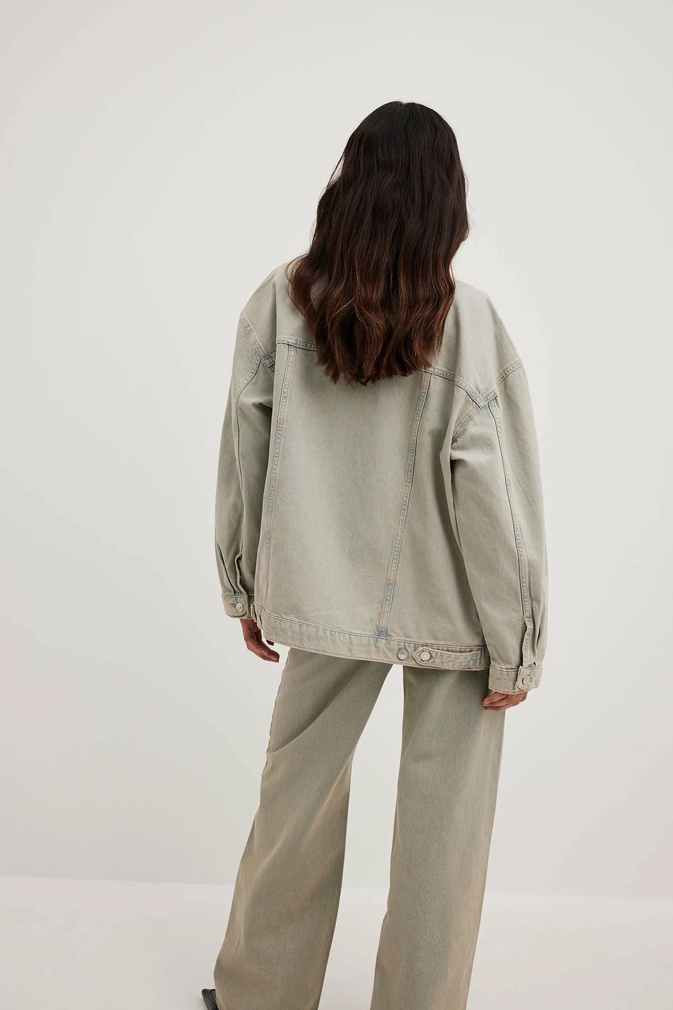 NA-KD Oversized Classic Denim Jacket - Image 15