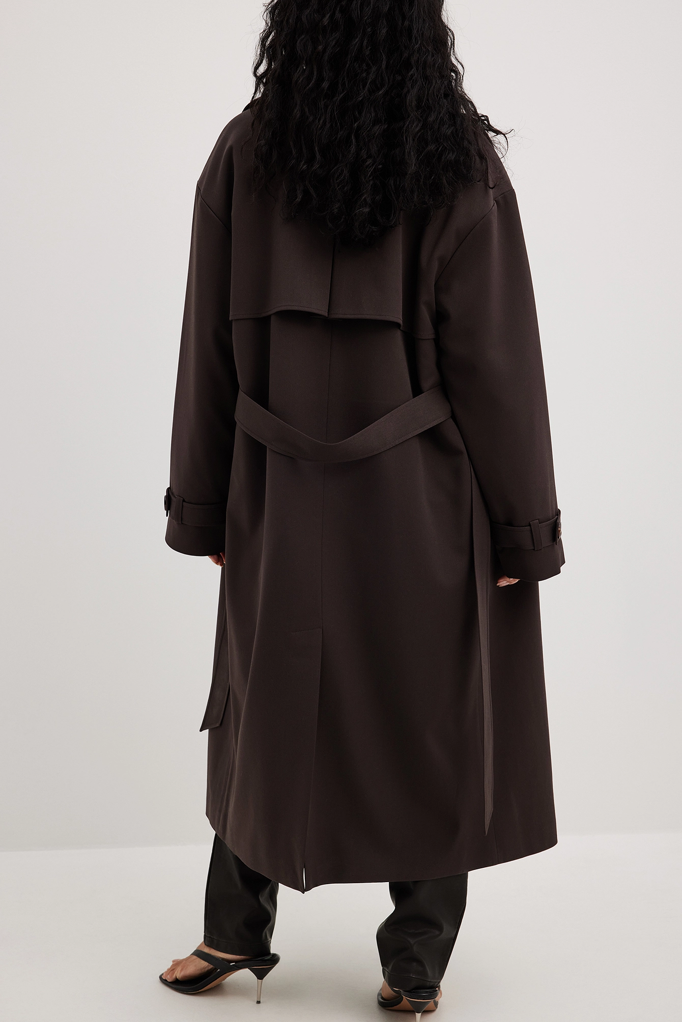 NA-KD Oversized Trenchcoat - Image 2