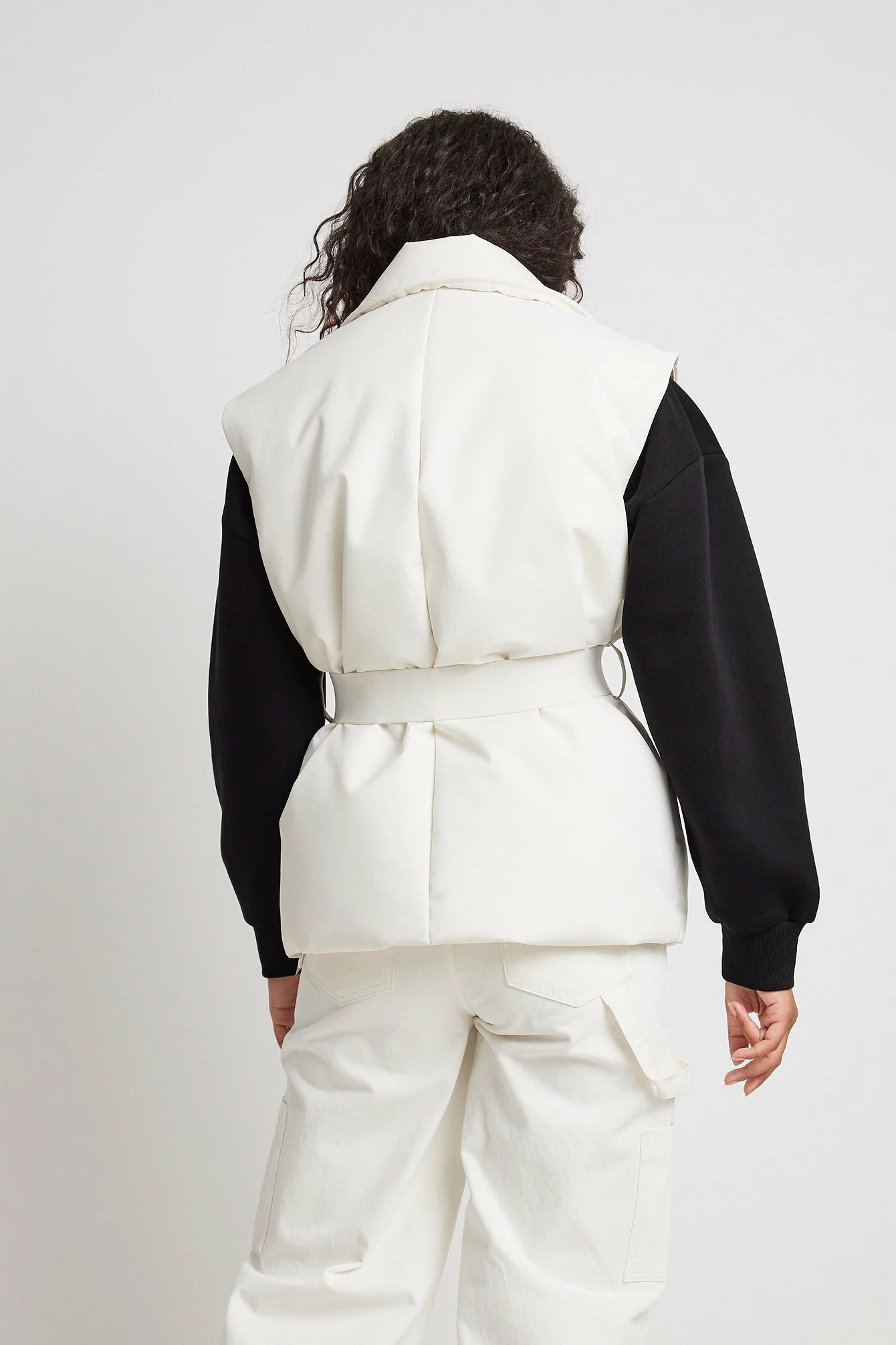 NA-KD Padded Belted Blazer Vest - Image 10