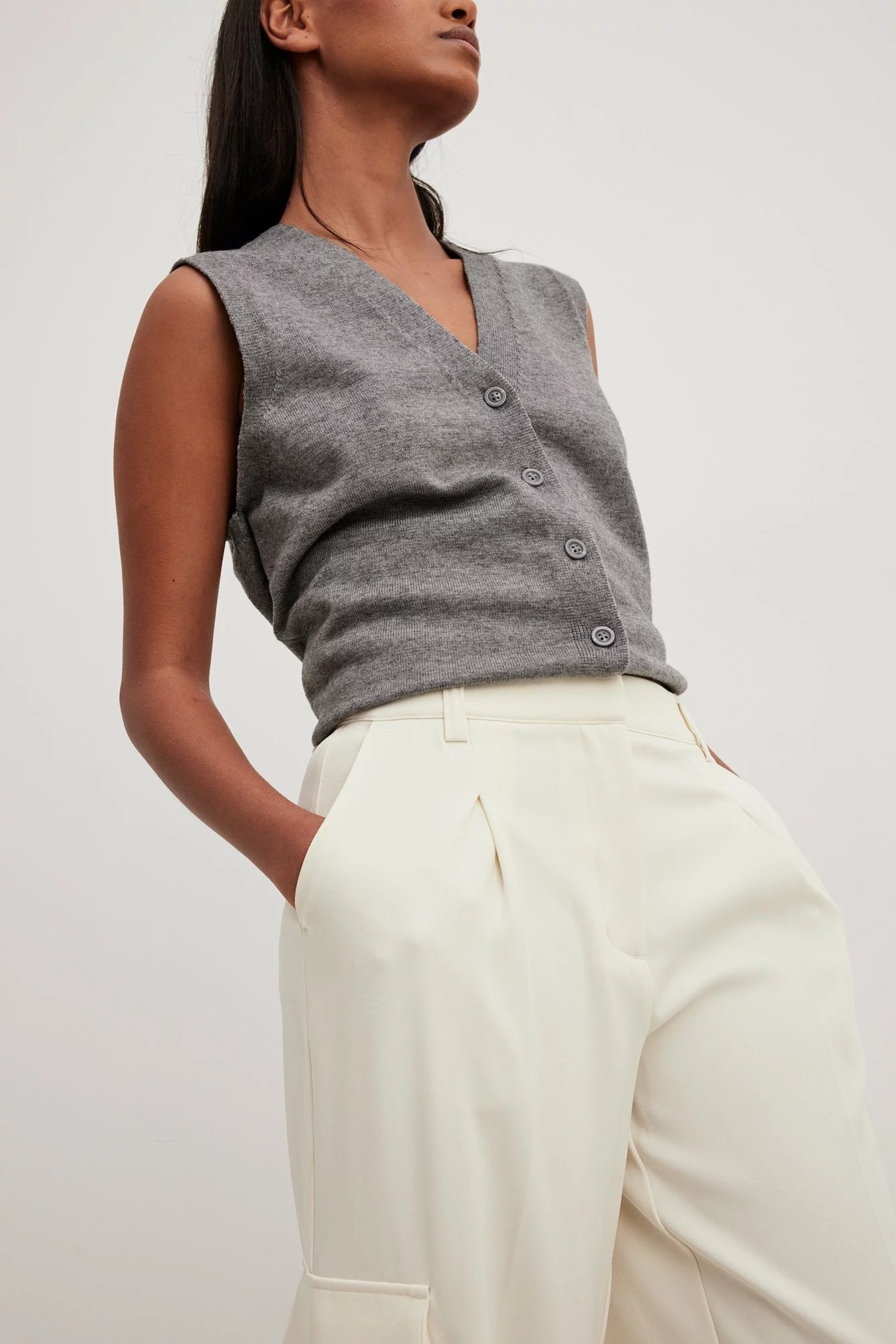 NA-KD Trend Pleat Detail Cargo Suit Pants - Image 14