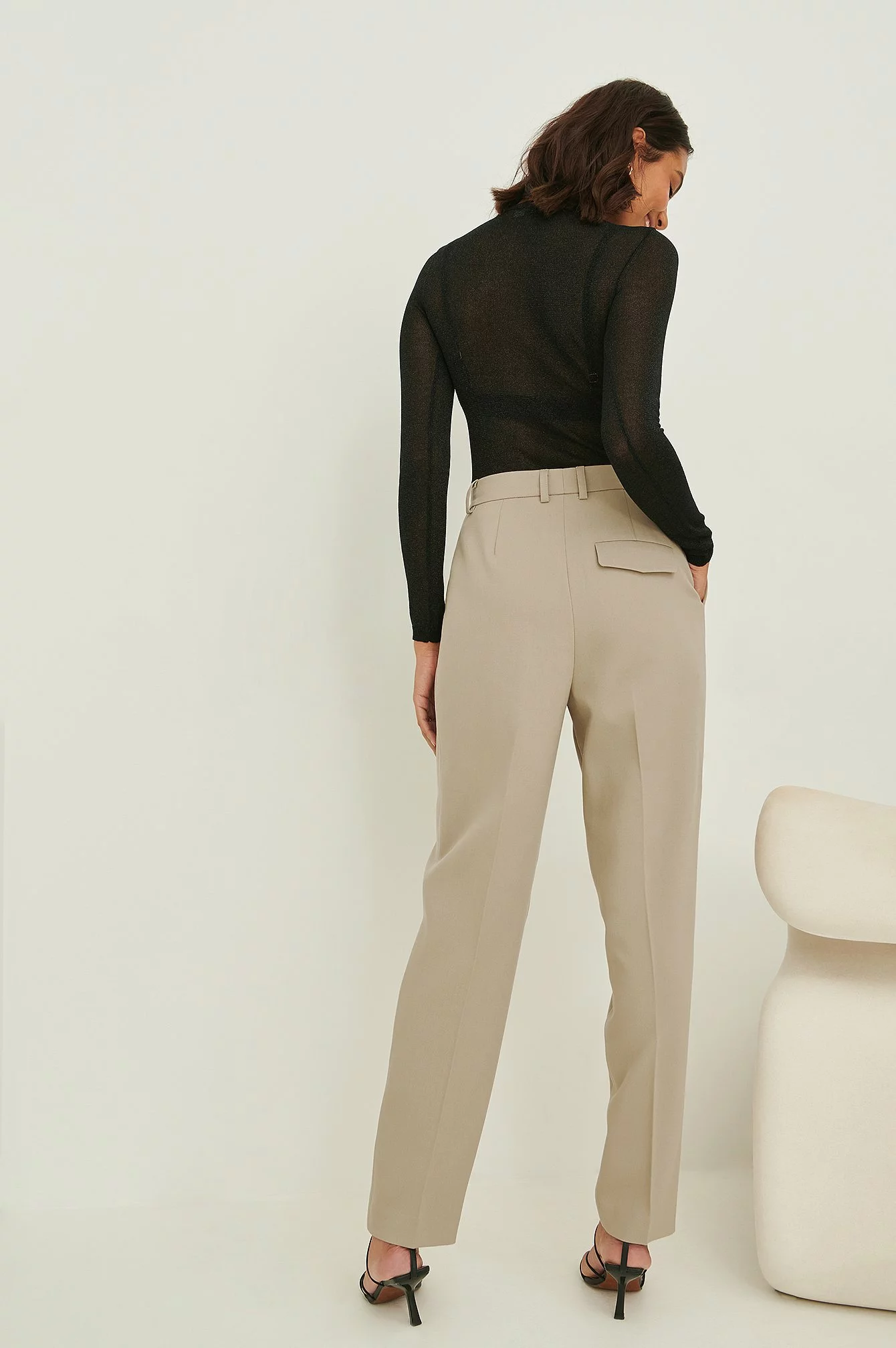 Handpicked X NA-KD Pleat Detail Suit Pants - Image 3