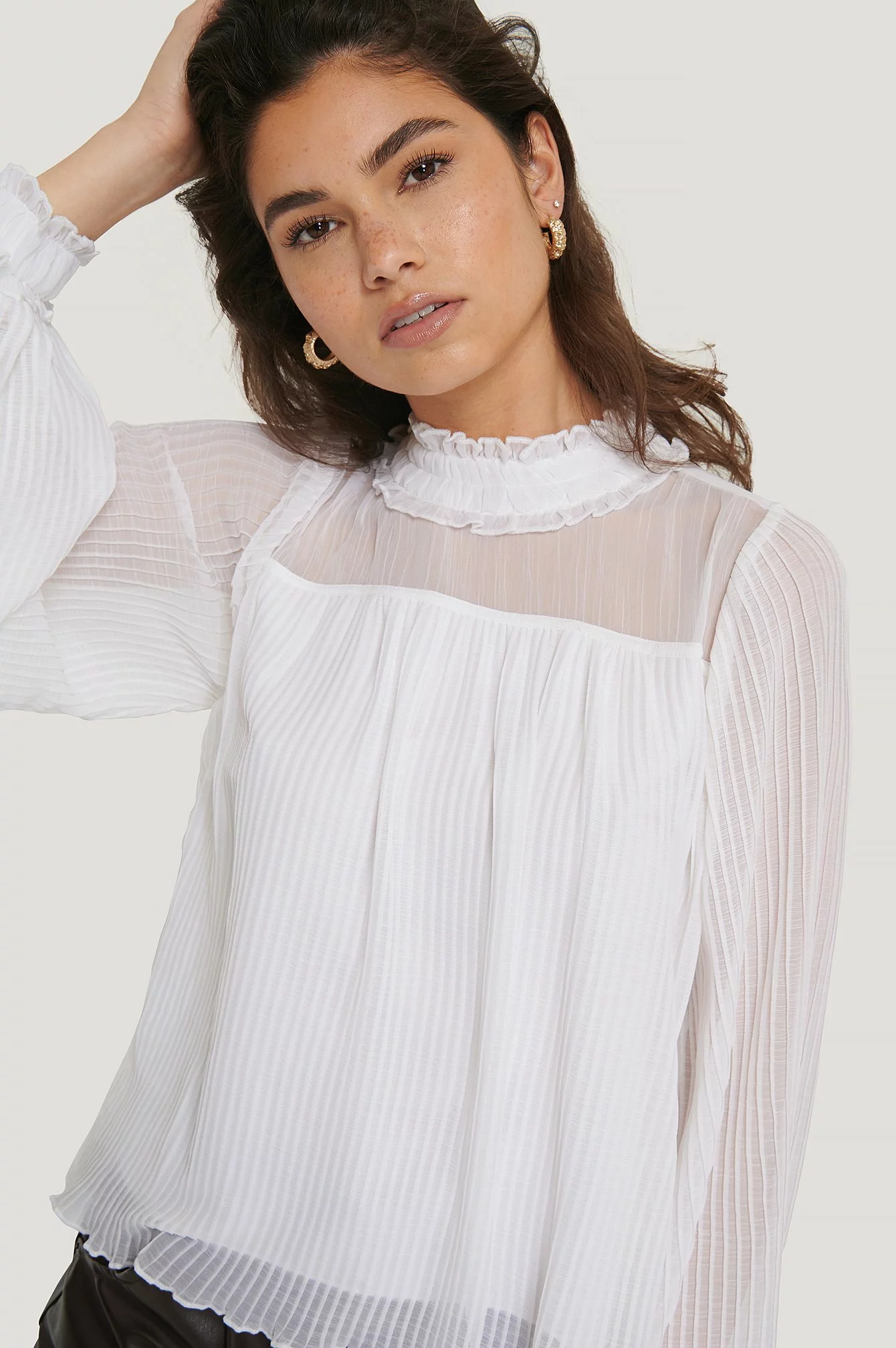 NA-KD Party Pleated Frill Neck Blouse