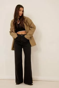 Coco & Tippie X NA-KD Pleated Long Jeans