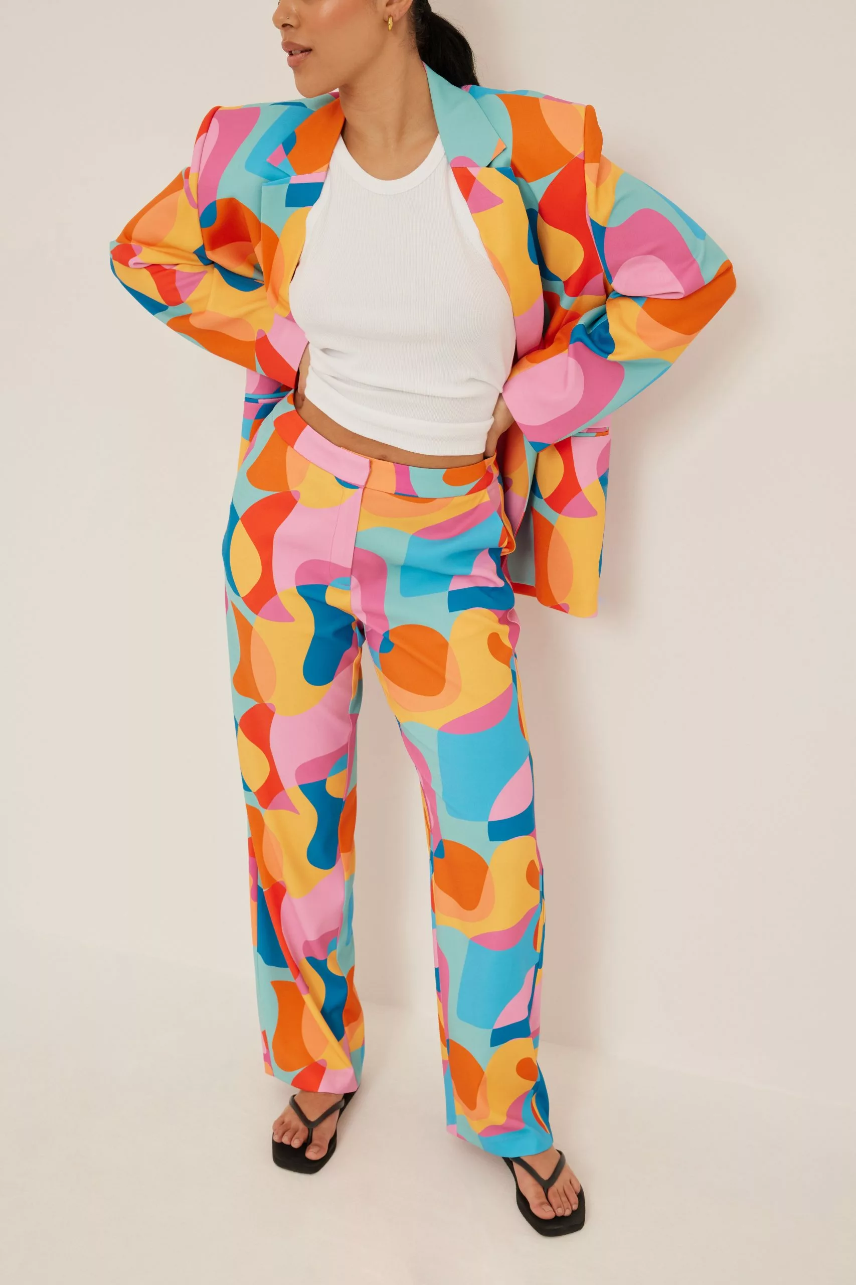 NA-KD Trend Recycled Printed Mid Rise Wide Suit Pants - Image 5