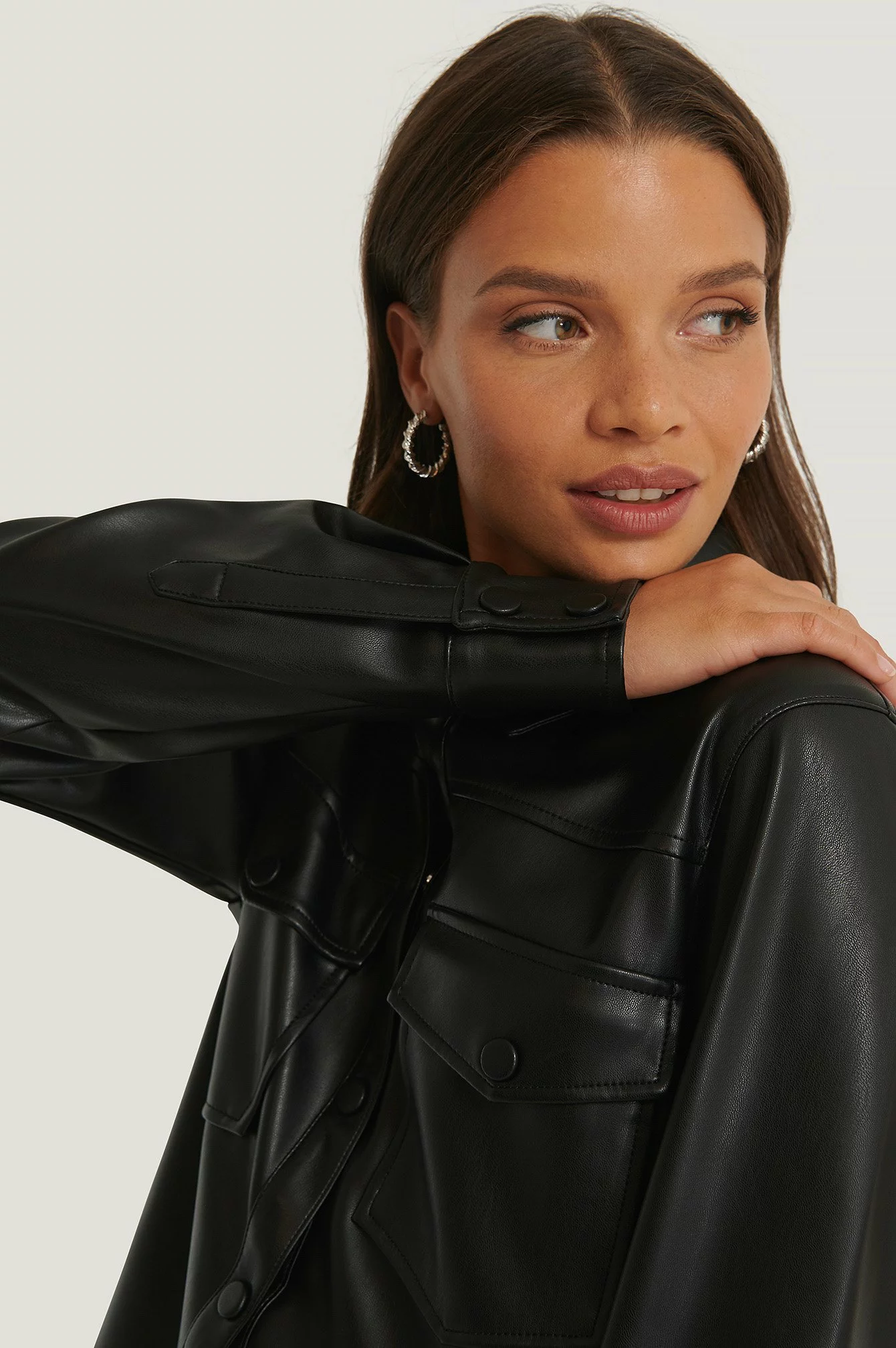 NA-KD Trend Pu Double Pocket Shirt - Image 8