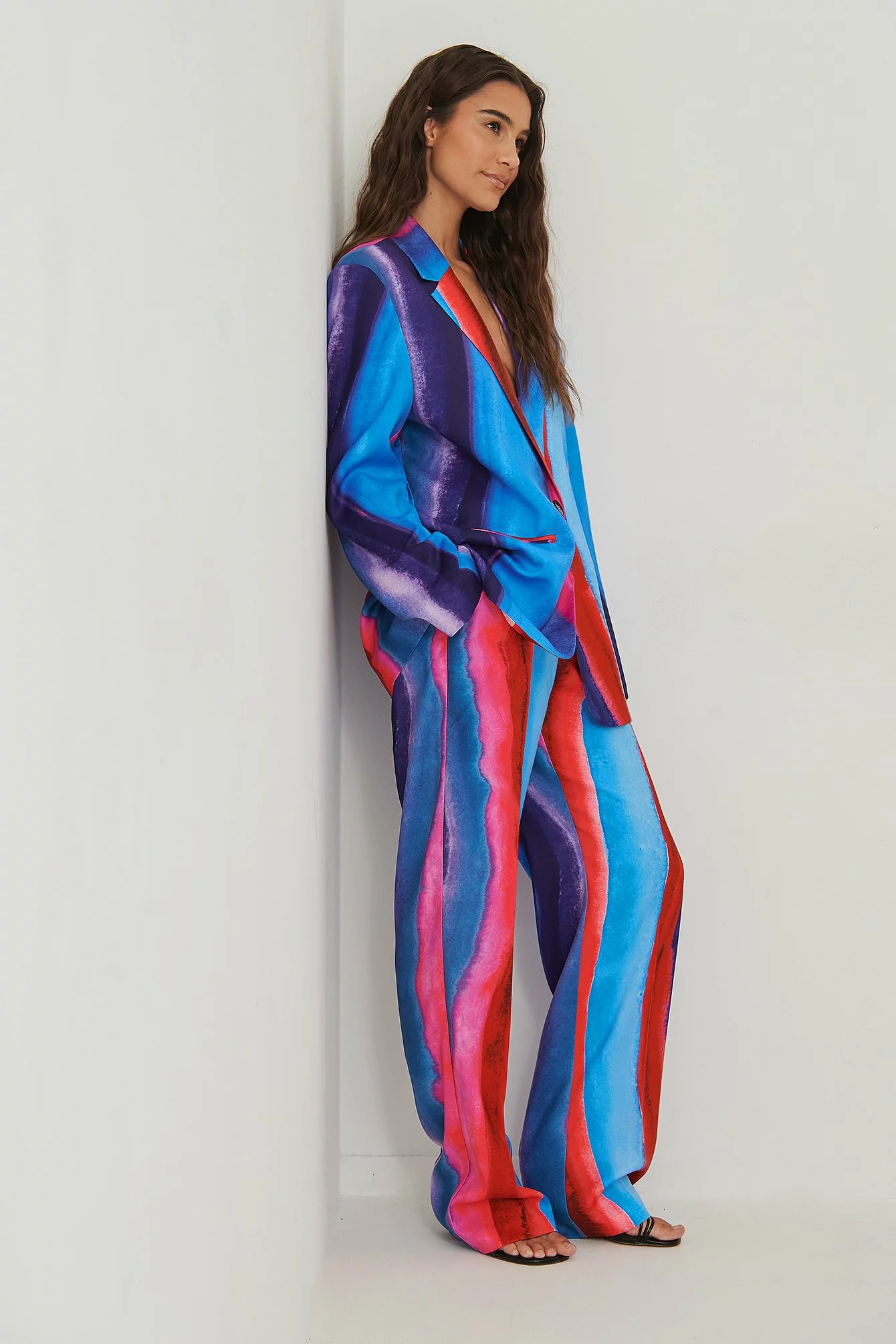 NA-KD Trend Recycled Printed Mid Rise Wide Suit Pants - Image 10