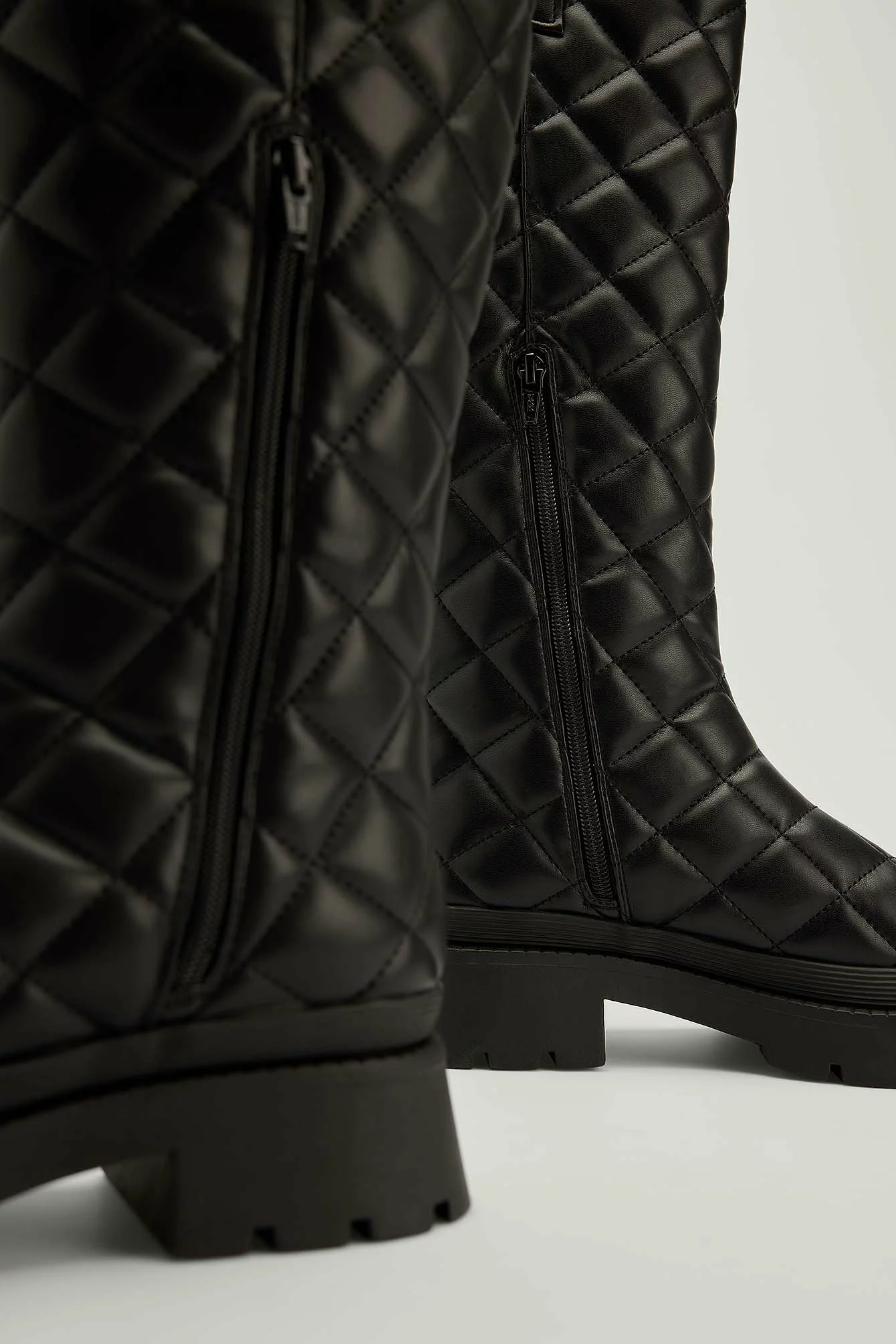 NA-KD Shoes Puffy Quilted Boots - Image 3