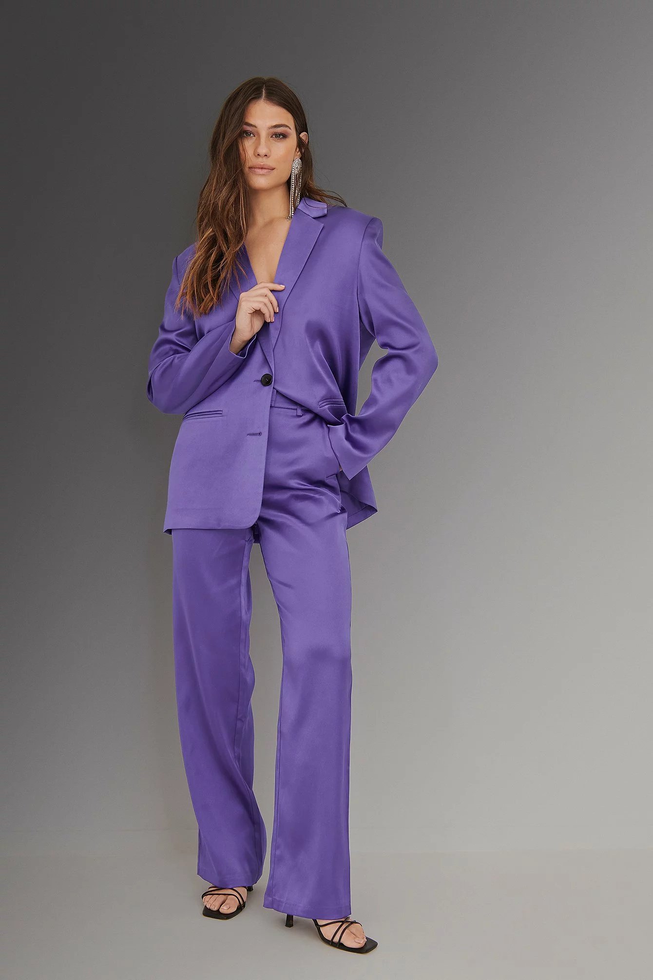 NA-KD Party Satin Suit Pants - Image 9