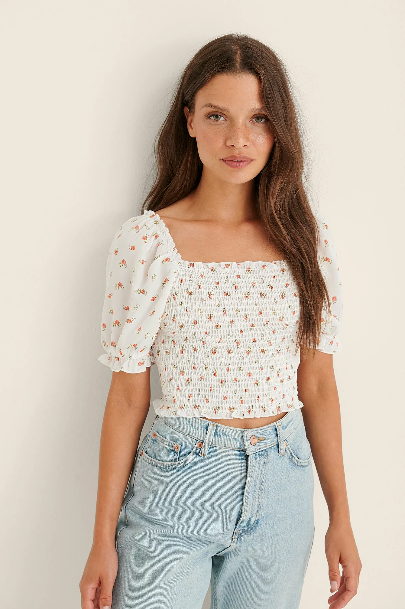 NA-KD Boho Cropped Puff Sleeve Smocked Top - Image 8