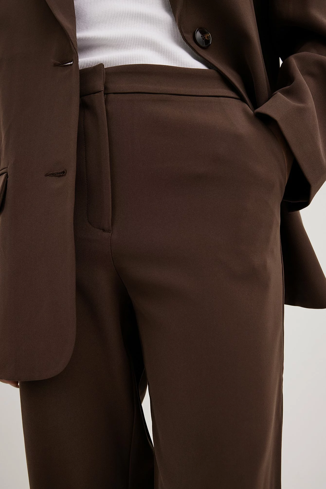 NA-KD Trend Regular Wide Leg Suit Pants - Image 6