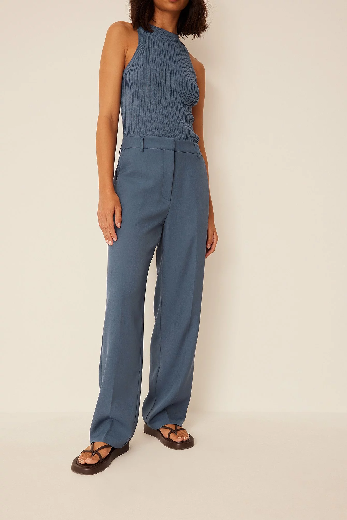 Klara Montes X NA-KD Relaxed Suit Trousers - Image 8