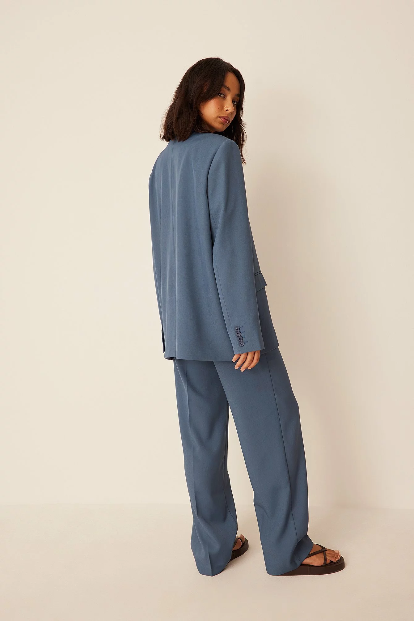 Klara Montes X NA-KD Relaxed Suit Trousers - Image 9